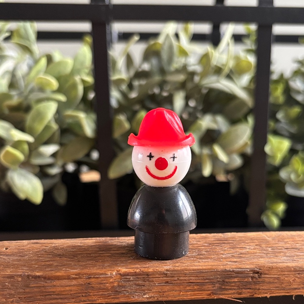 Vintage 1983 FISHER-PRICE ‘Crazy Clown’
